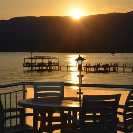 Kutlugun Sahil Акчай