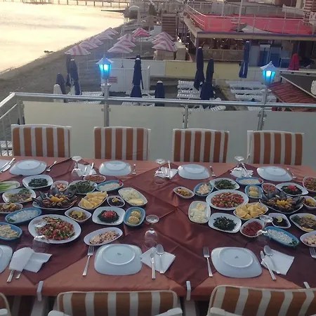 Hotel Kutlugun Sahil 3*