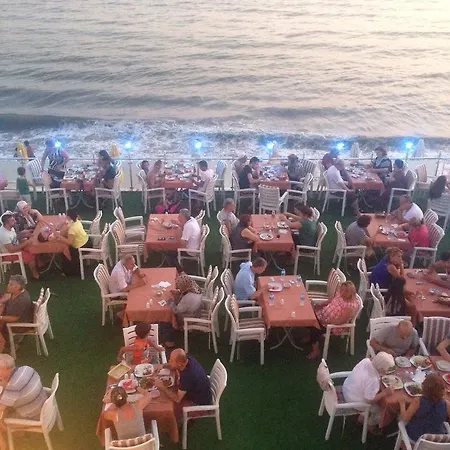 Hotel Kutlugun Sahil Akcay (Edremit)