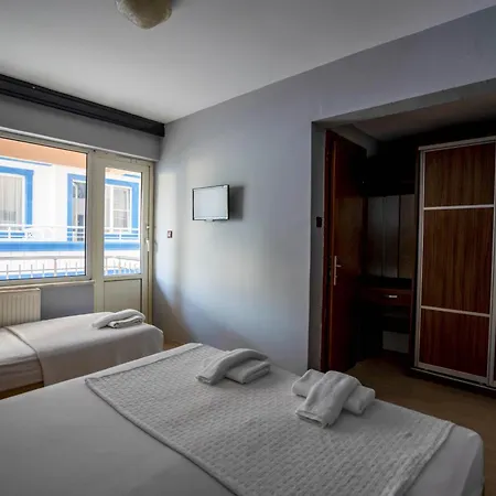 Kutlugun Sahil Hotel Akcay (Edremit)