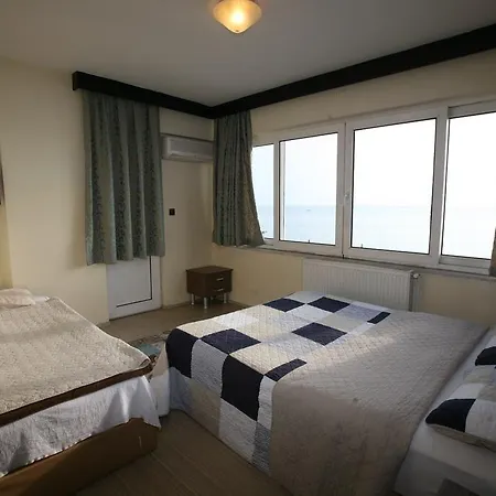 Kutlugun Sahil فندق أكشاي